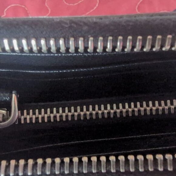 PRADA SAFFIANO LEATHER LONG ZIP AROUND WALLET BLACK - Picture 2 of 10